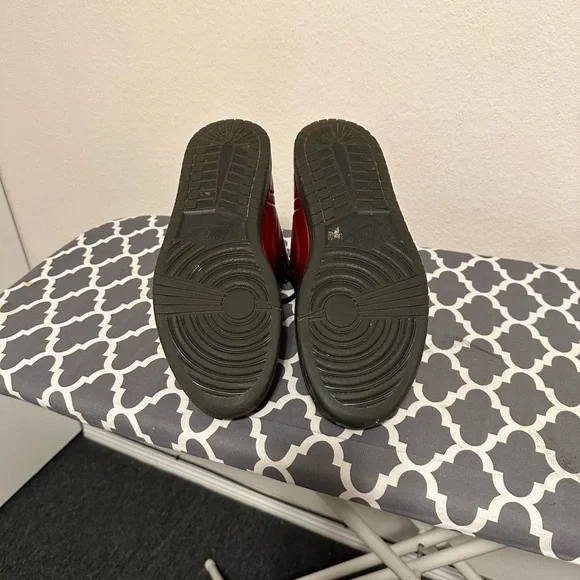 Jordan 1 Anodized Red - Picture 5 of 8